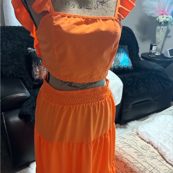 AFEWGKID
Women's Trendy Mid Waist Sling Swing Skirt Set Size |M|NEW!! - Picture 12 of 16